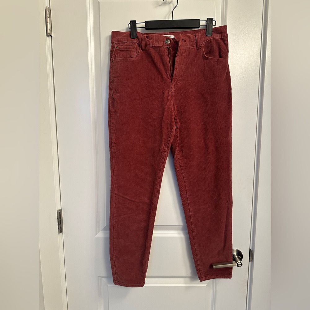 Kensie High Rise Skinny Corduroy Pants in Wine, 10/30